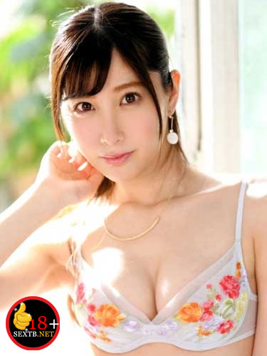 Momo Hazuki