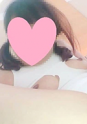 [Individual shooting] Active idol female college student Gonzo Desperate footjob fucking blowjob in the ultimate game of vaginal cum shot or money Inserted raw into a defeated manko (with benefits)
