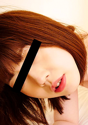 Amateur Girl Gets Stimulated by Porn Actors' Sk**ls - Ayaka Ichii