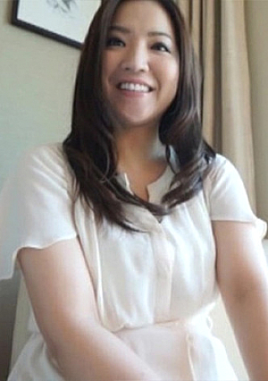 Take a picture of my wife Kaori