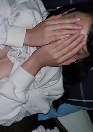 L**ked Beautiful legs After the last train of a slender workplace synchronous drinking party I brought it to the room and made vaginal cum shot without permission