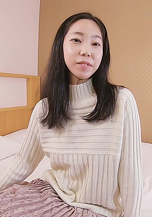 A real virgin Saya 41 years old who captures a forty mature woman
