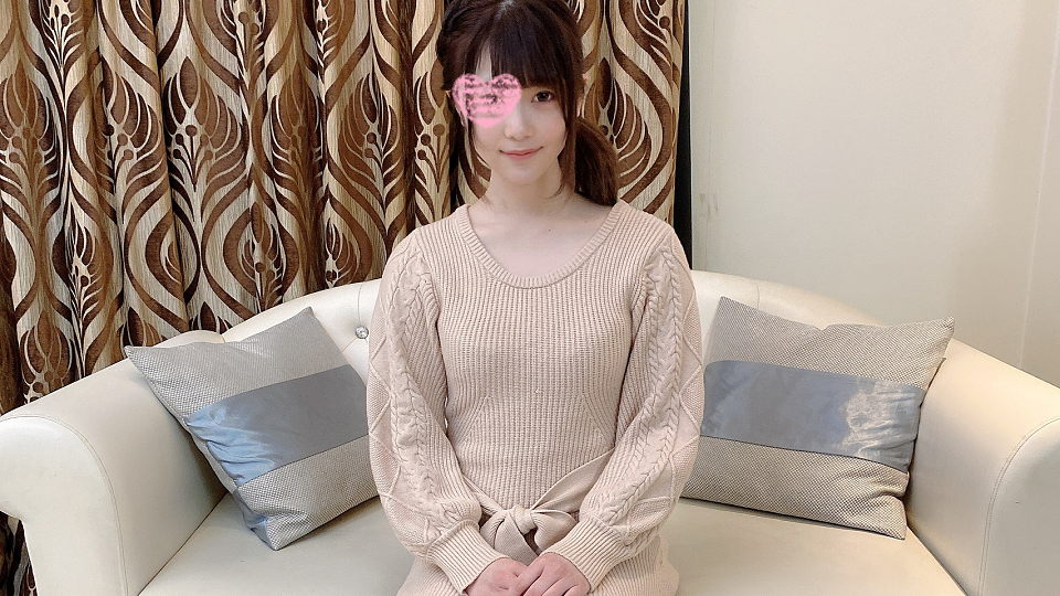 An 18-year-old former underground idol 