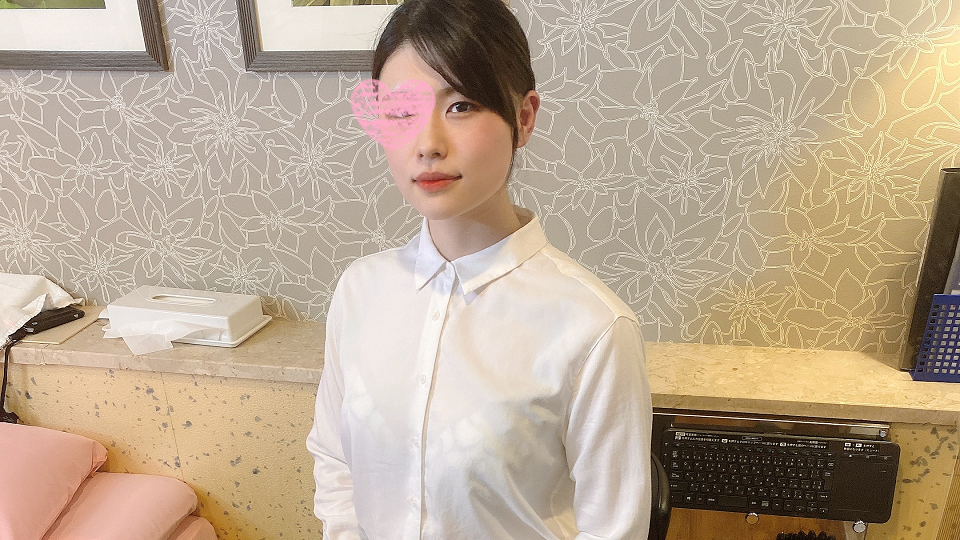 A beautiful teacher in the health room of a prestigious university graduate 