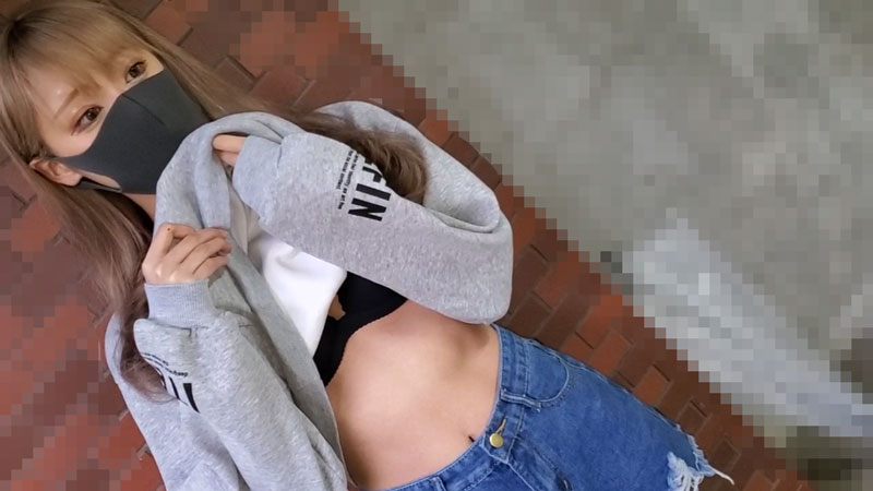 Weekend only Uncensored Blow in the toilet of a delicate gal and a multi-tenant building  Continuous vaginal cum shot at the hotel