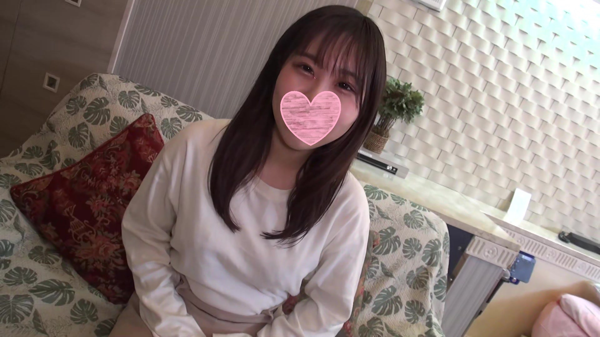  First shot  Complete appearance  Rookie poor idol  A nervous and unfussy beautiful girl cum shot with a demon thrust  Personal shooting