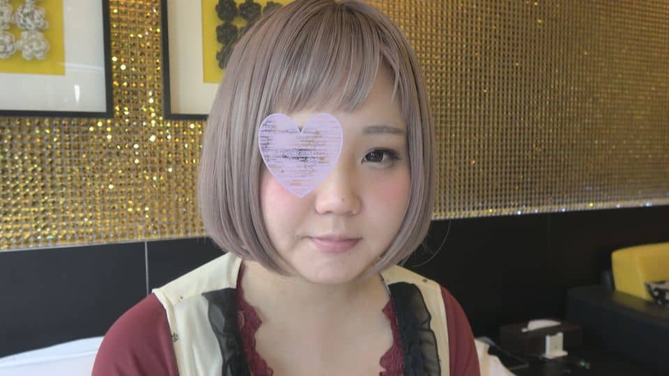 Personal shooting Yurufuwa apparel clerk Chiaki-chan has a reunion commemorative vaginal cum shot