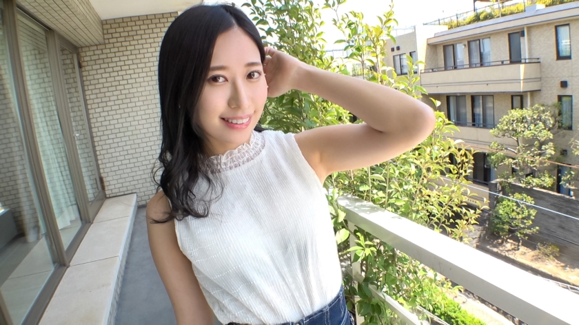 AV application on the net  AV experience shooting 1560 [First shot] [Beautiful older sister with half face] [Erotic abdominal muscles that stand out] Beautiful older sister who fascinates beautiful slender limbs participates in the war. 