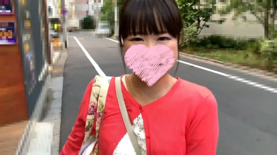 Career woman Kaori Ito  I was about to buy real estate so I pretended to be interested and brought it to the hotel  I tried how far I could do it w