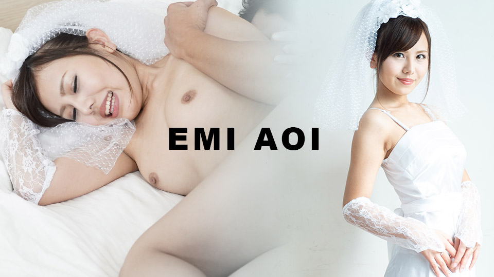 The horny bride: she is so wet under her wedding dress