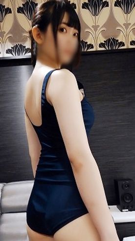 Top secret video Complete appearance 18 years old A top secret video of two consecutive vaginal cum shots before the debut of a slender beautiful girl idol trainee at the Noosaka level who came to Tokyo
